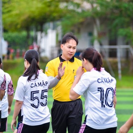 足球新闻:步步分析,笑看绿茵风云