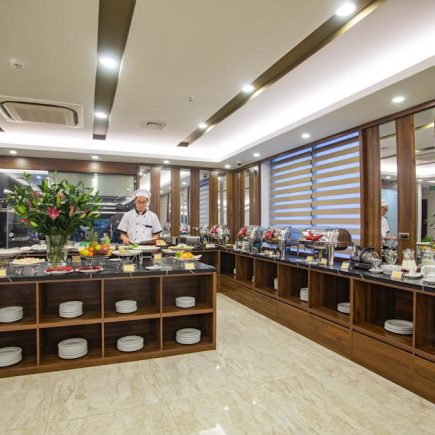 全面解析酒店自助餐：技術與運營秘訣